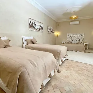 رياد Jolie, مراكش